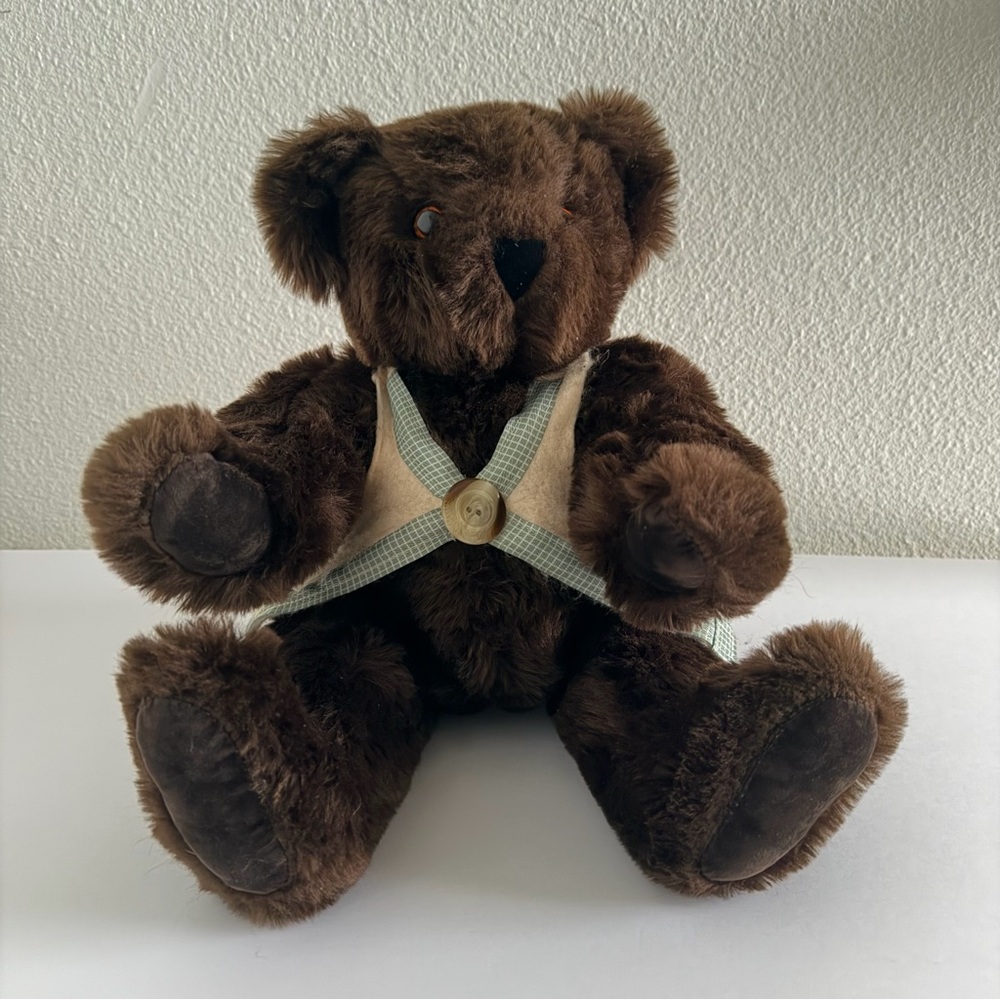 Vtg Vermont Teddy Bear Made in USA 16" Jointed Dark Brown Bear w/‎ Vest